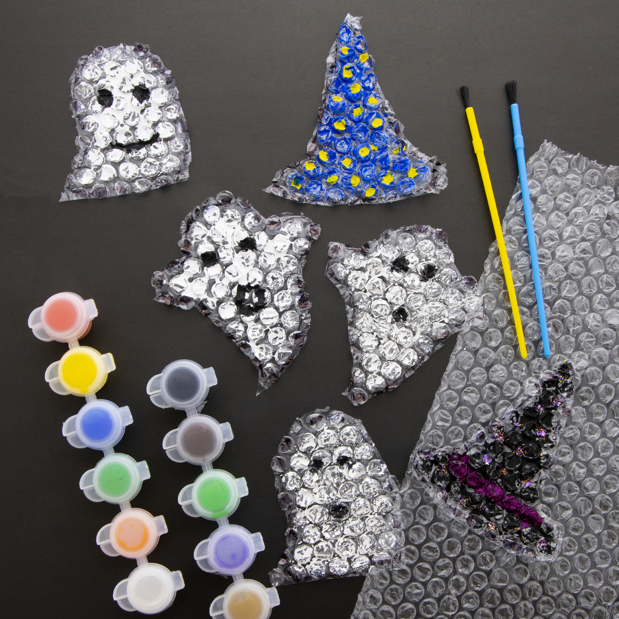 DIY Bubble Wrap Halloween Craft