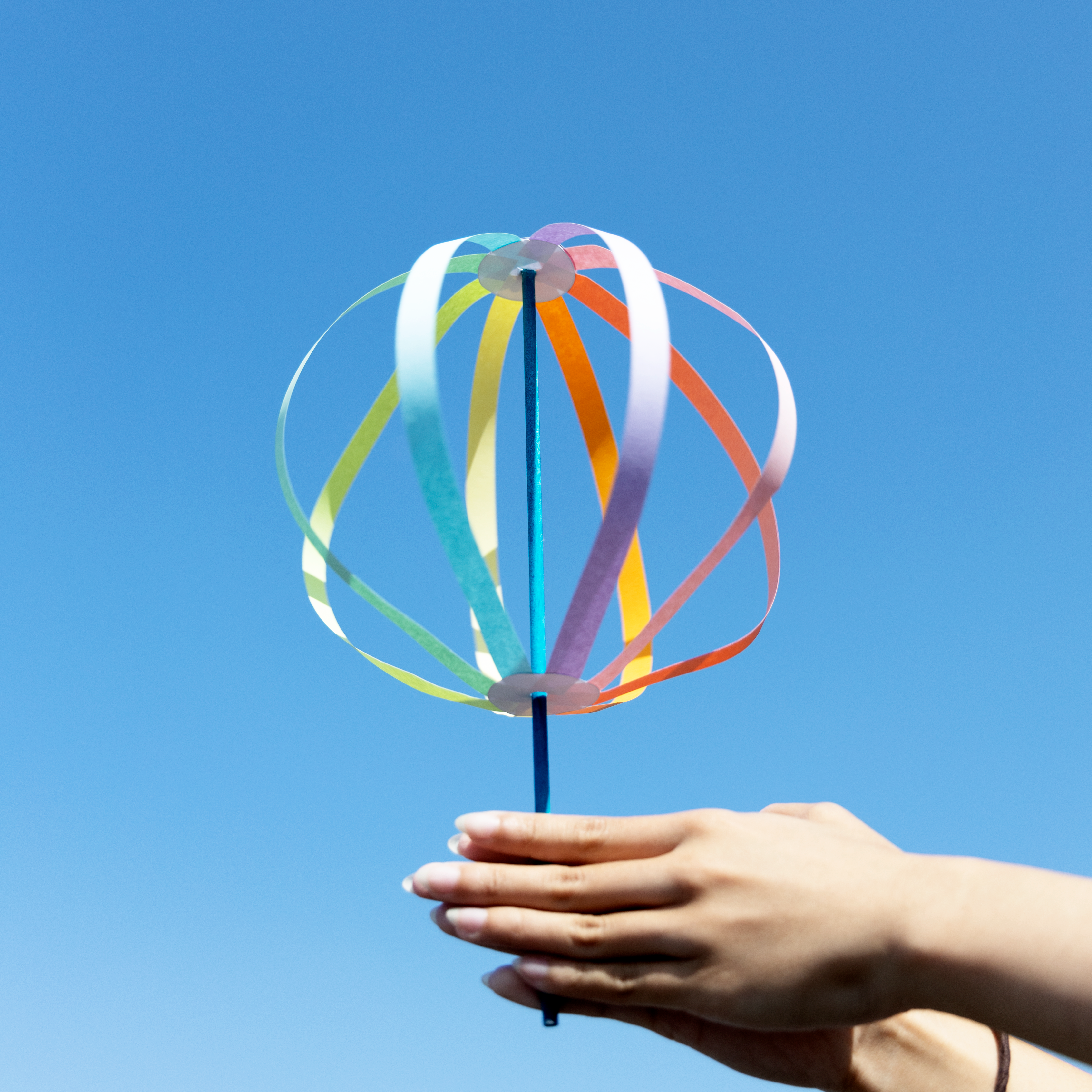 Fun Paper Spinner DIY