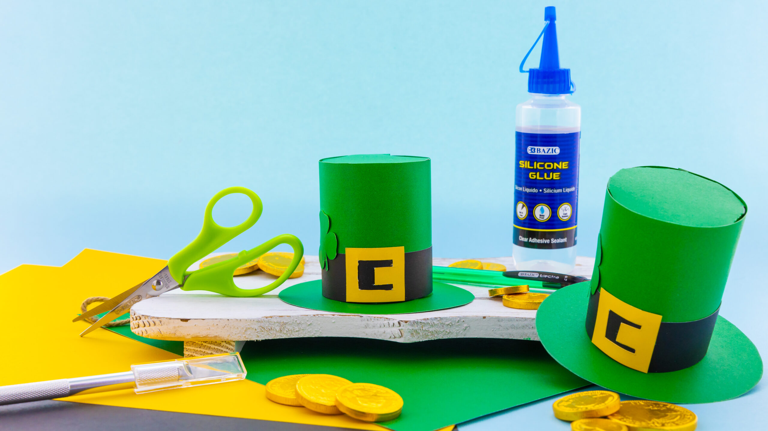 St. Patrick’s Day Paper Hat DIY