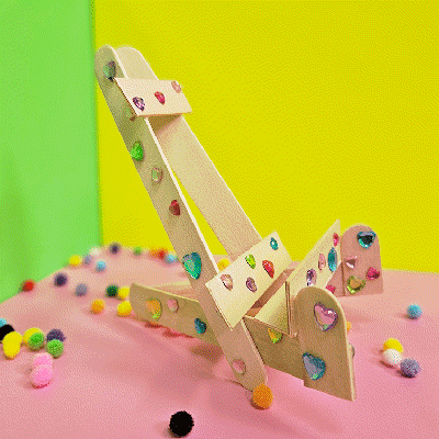 DIY: Popsicle Stick Phone Stand